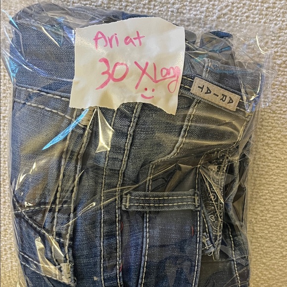 Ariat Women's Blue Jeans - Picture 9 of 9